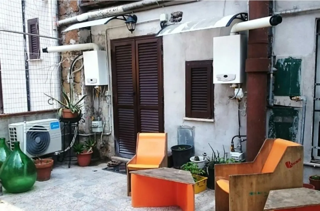 Apartment Green Art Studios Rome